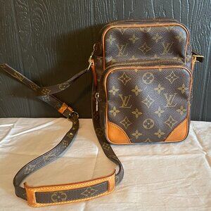 HUGE PRICE DROP Louis Vuitton Amazone Monogram Crossbody Bag Vintage